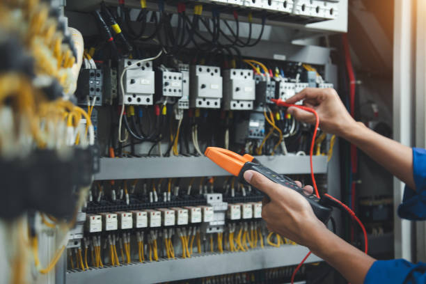 Best Affordable Emergency Electrician  in Valley Center, KS